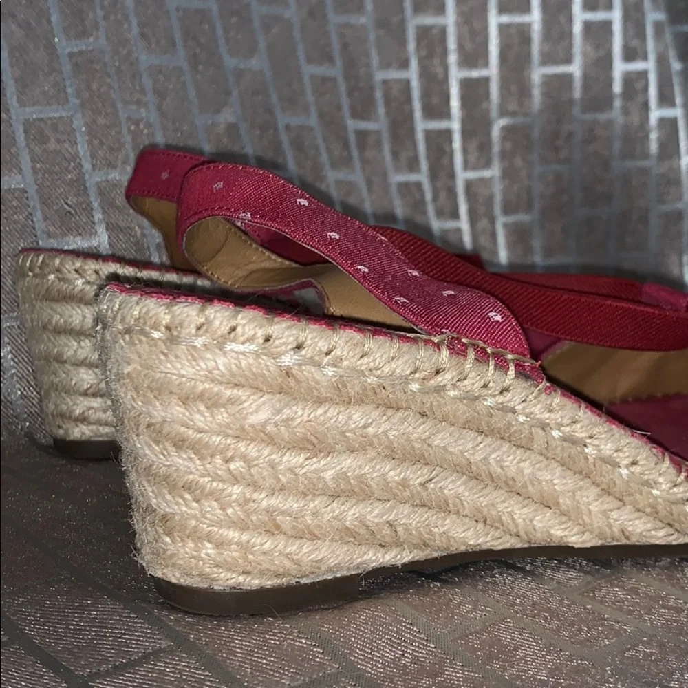 Clark’s artisan red wedge 7.5